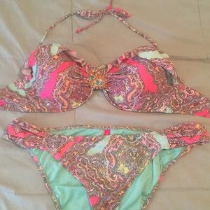 Victoria’s Secret Bikini 36D top and large bottoms